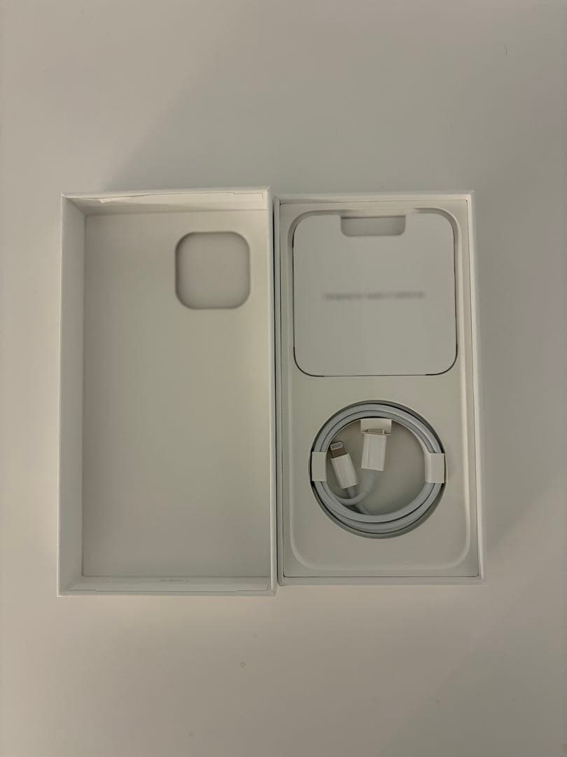 Apple iPhone 13 Pro Max 本体　グラファイト　128GB