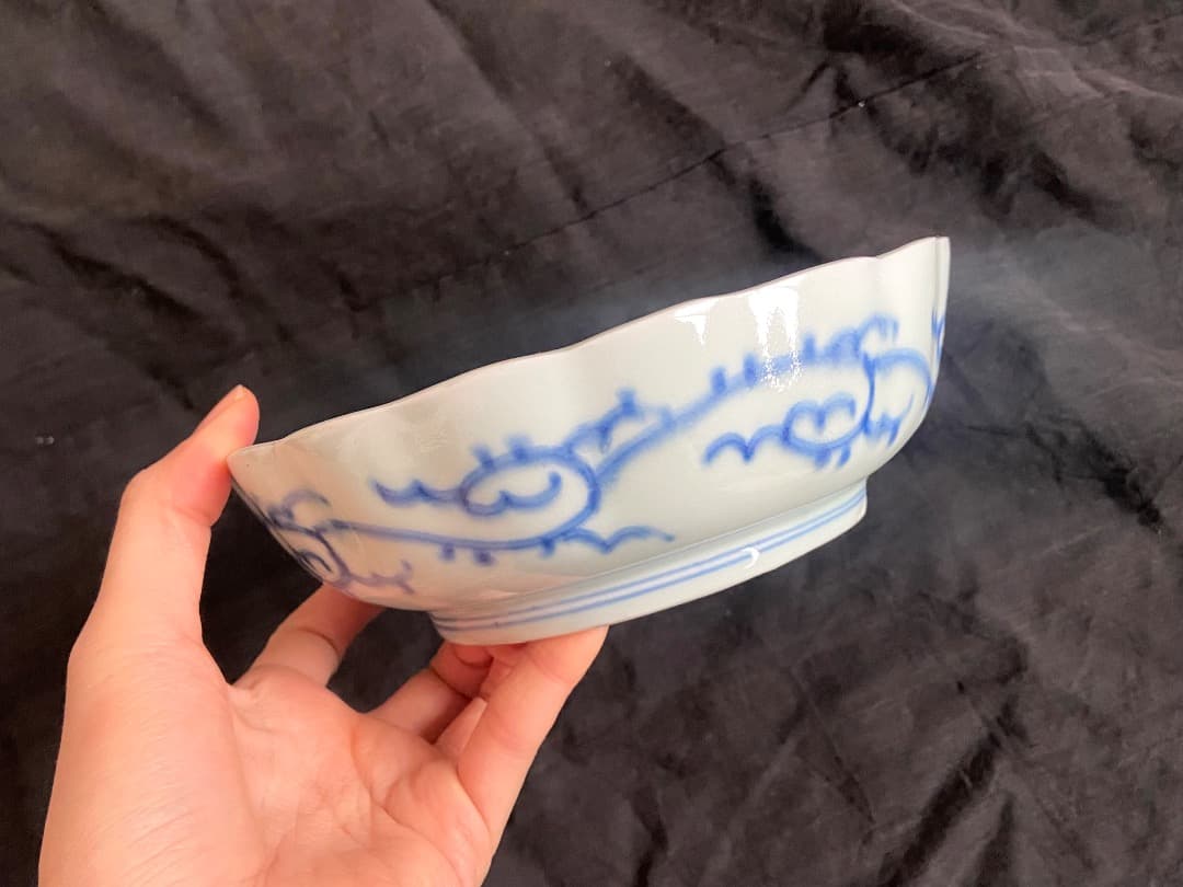 ゆりかもめ能登蔵出し 古伊万里 染付 線描花文 輪花皿 3客