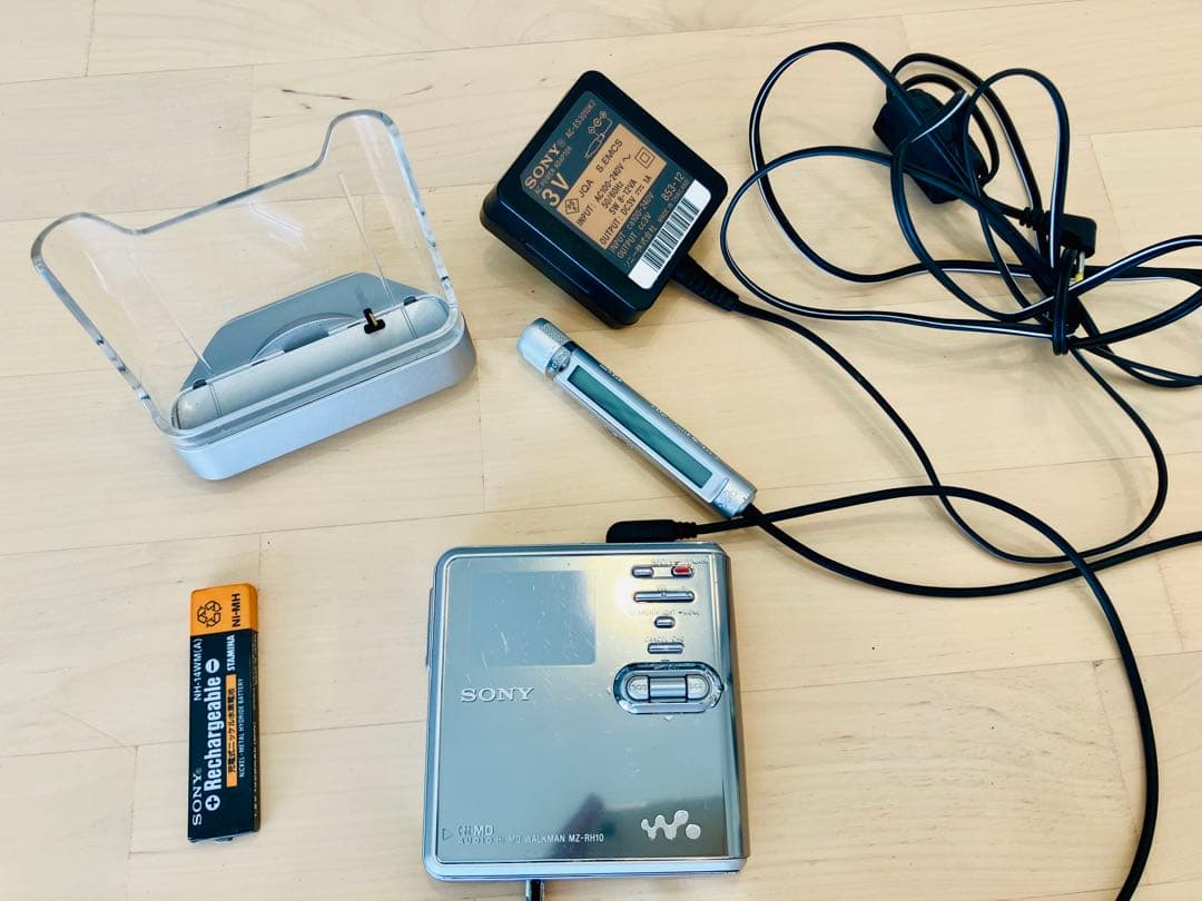 SONY ポータブルMDプレーヤー MZ-RH10