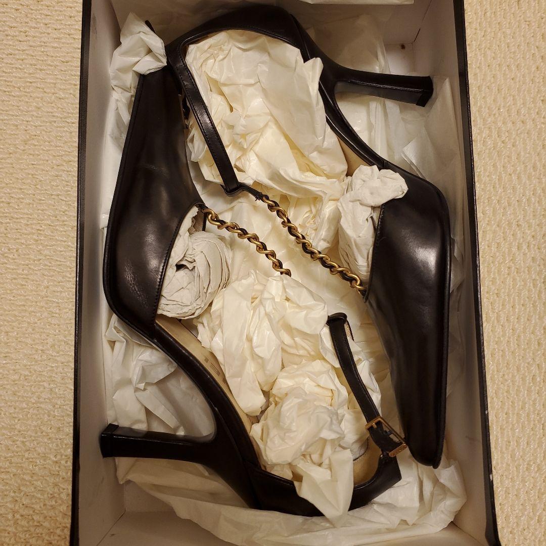 CHANEL 黒 ハイヒール ポインテッドトゥ