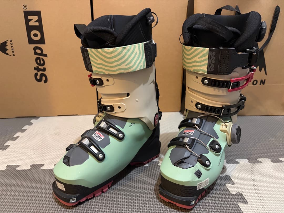 K2 Mindbender 115 W BOA 23-24 スキーブーツ