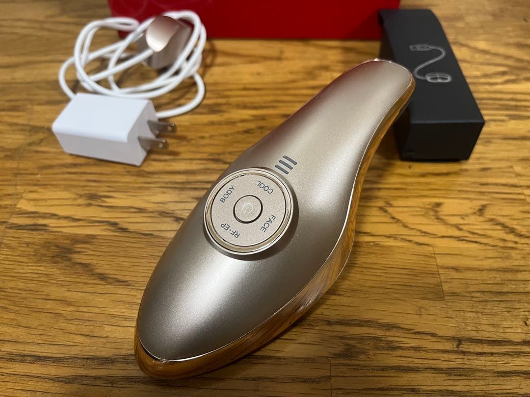 極美品★IKKOプロデュース MEラボン エクラ/EP エステEMS RF