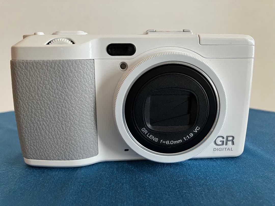 リコー RICOH GR DIGITAL IV ホワイト 希少 ジャンク品