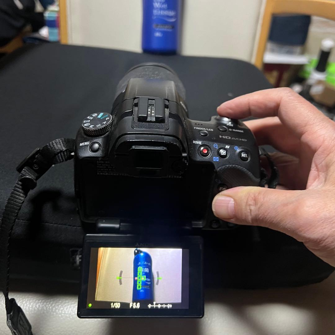 SONY α33 デジタル一眼レフカメラ　18-70mmレンズ等一式　ユーズド