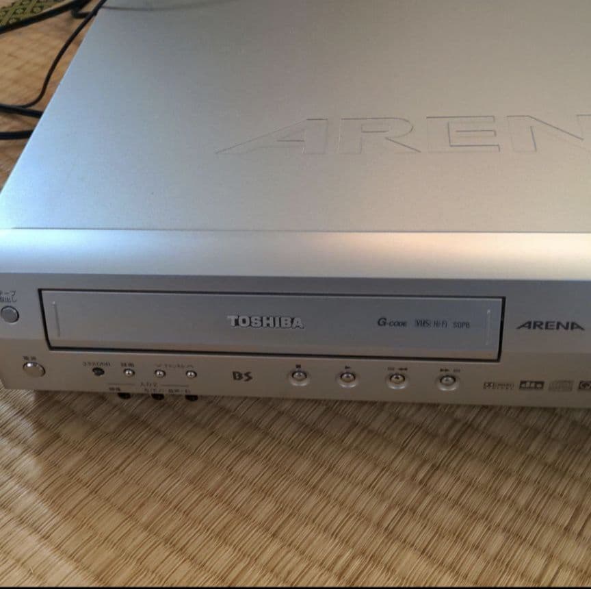匿名配送　東芝VTR一体型DVDビデオプレーヤー