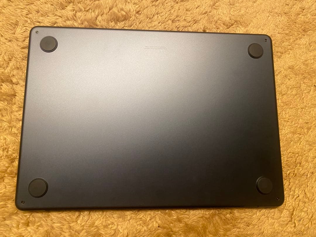 【美品】MacBook Air M2チップ