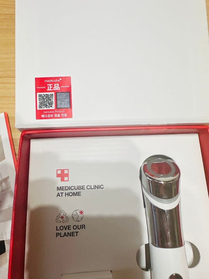 メディキューブ ダーマエアーショット 美顔器 毛穴