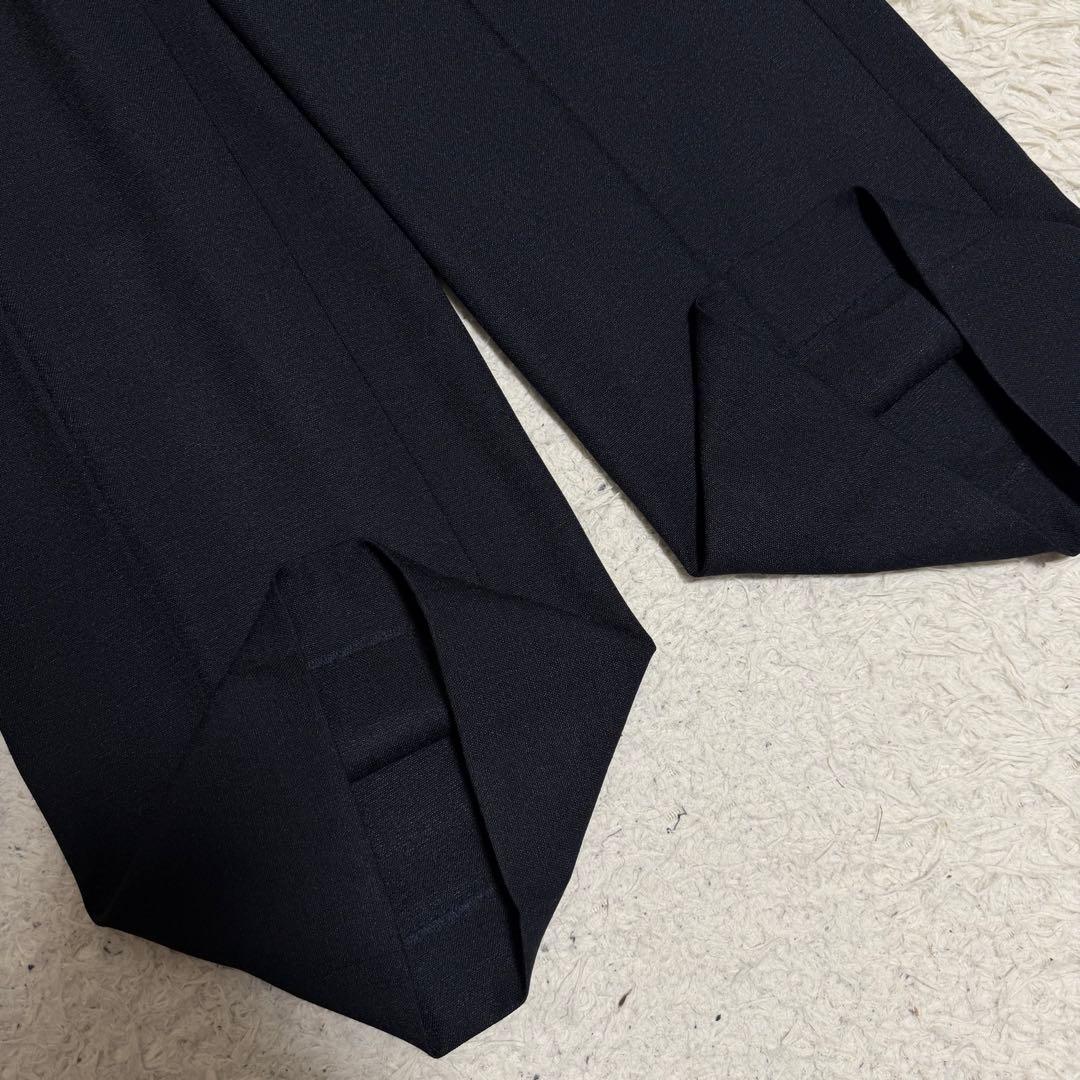 25年製未使用級　indivi パンツスーツ　セットアップ　ウォッシャブル　紺色