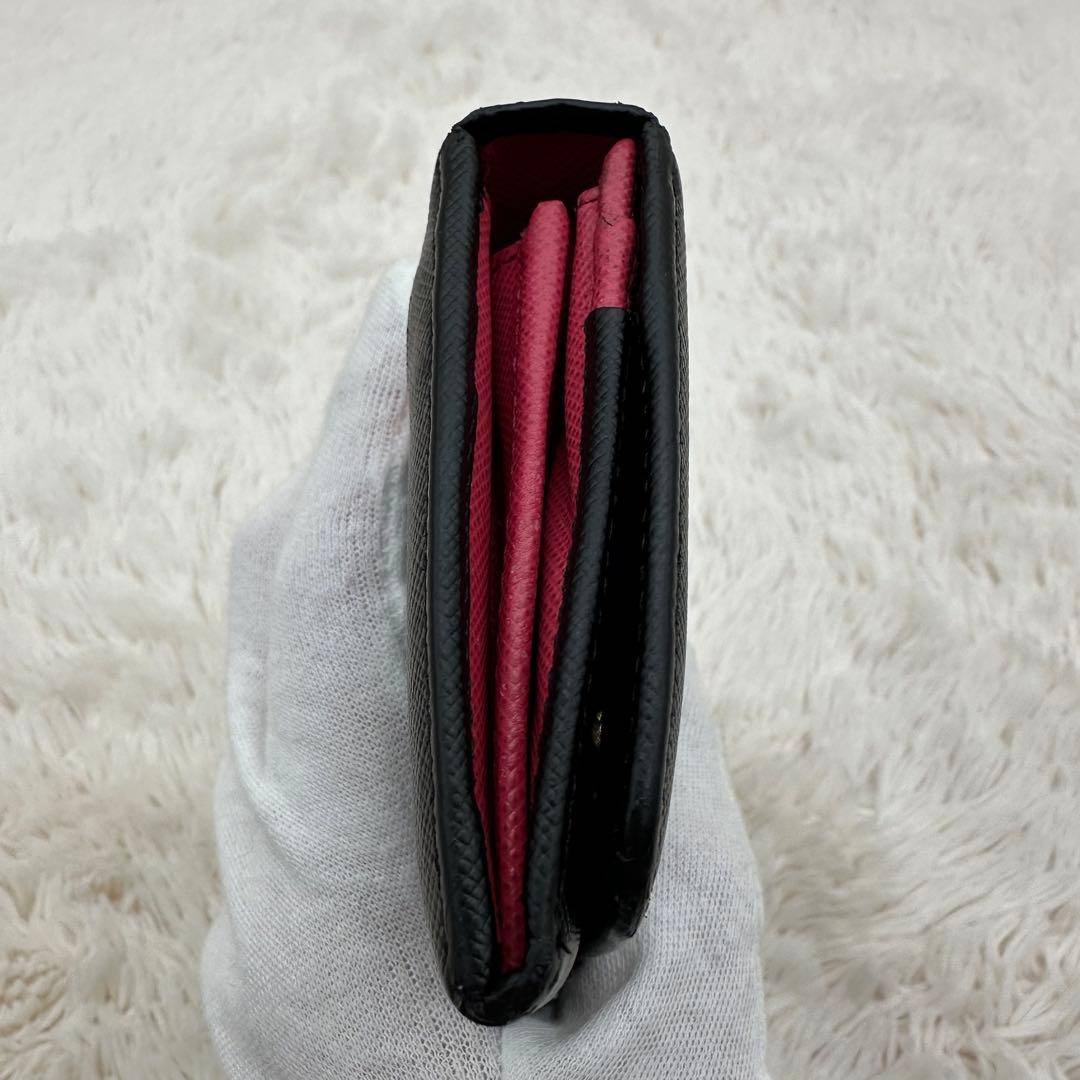 ✨美品✨プラダ　長財布　メタルロゴ　バイカラー　サフィアーノレザー　黒　赤