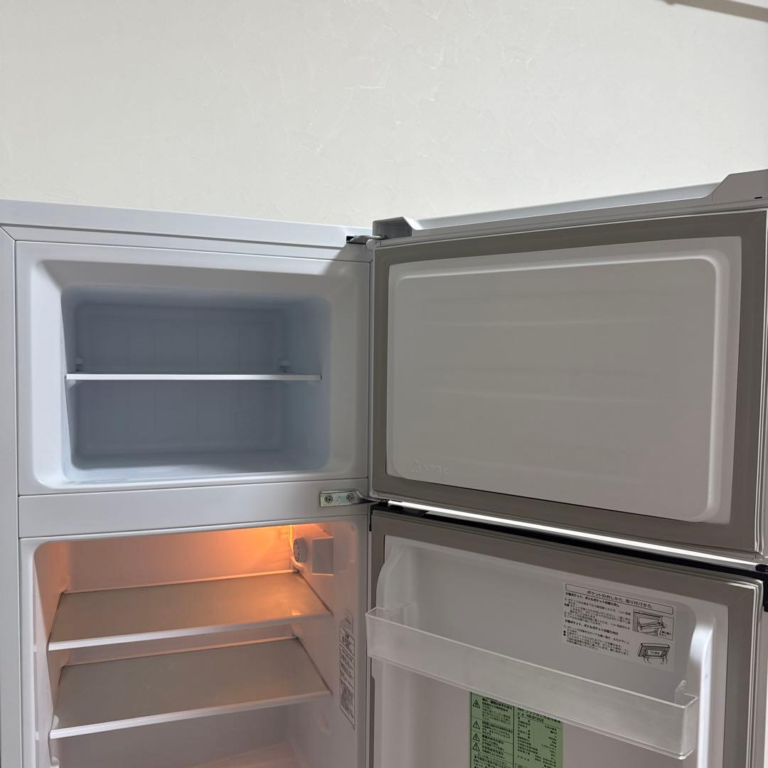 【美品】Hisense 冷蔵庫 HR-B1202 2020年製
