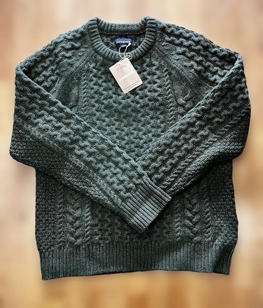 パタゴニア　リサイクル・ウールブレンド・ケーブルニット・クルーネック・セーター