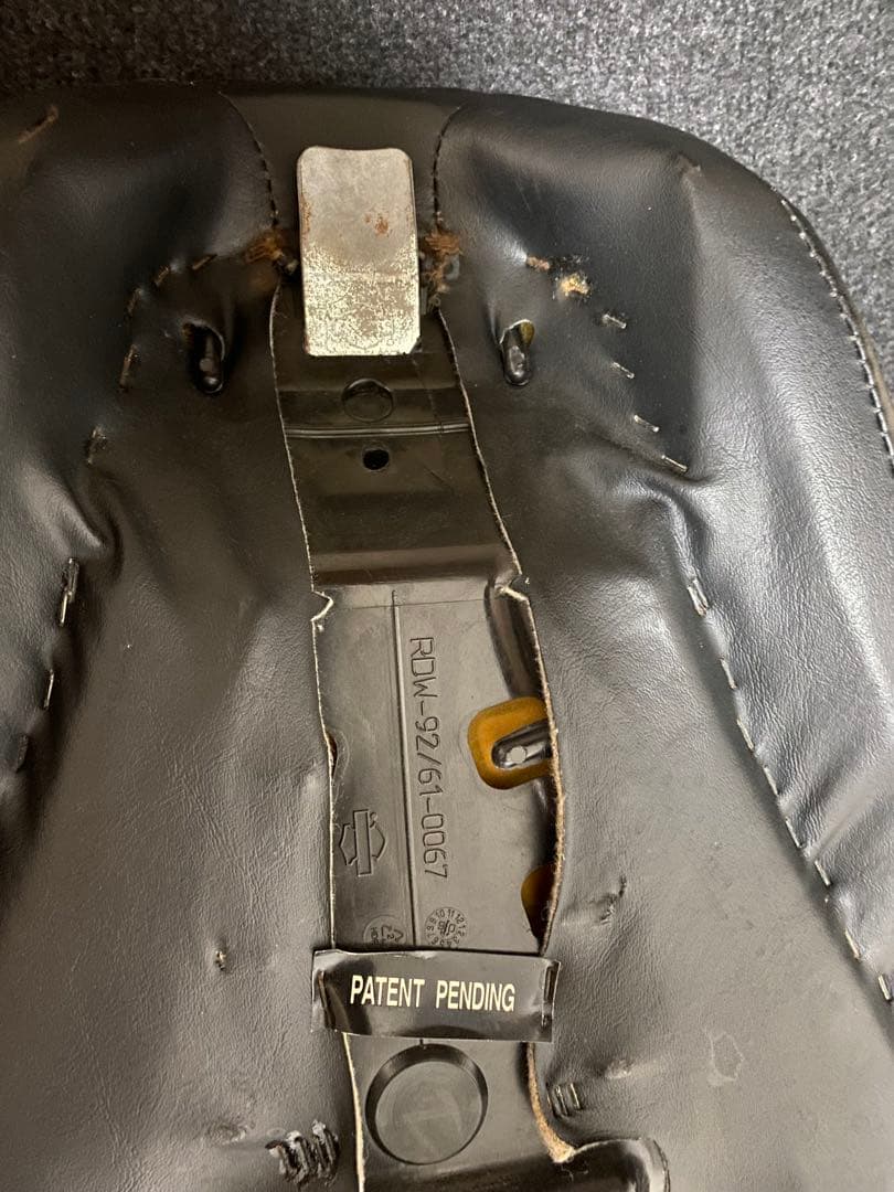 【純正】ハーレー　スポーツスター　リデュースリーチシート