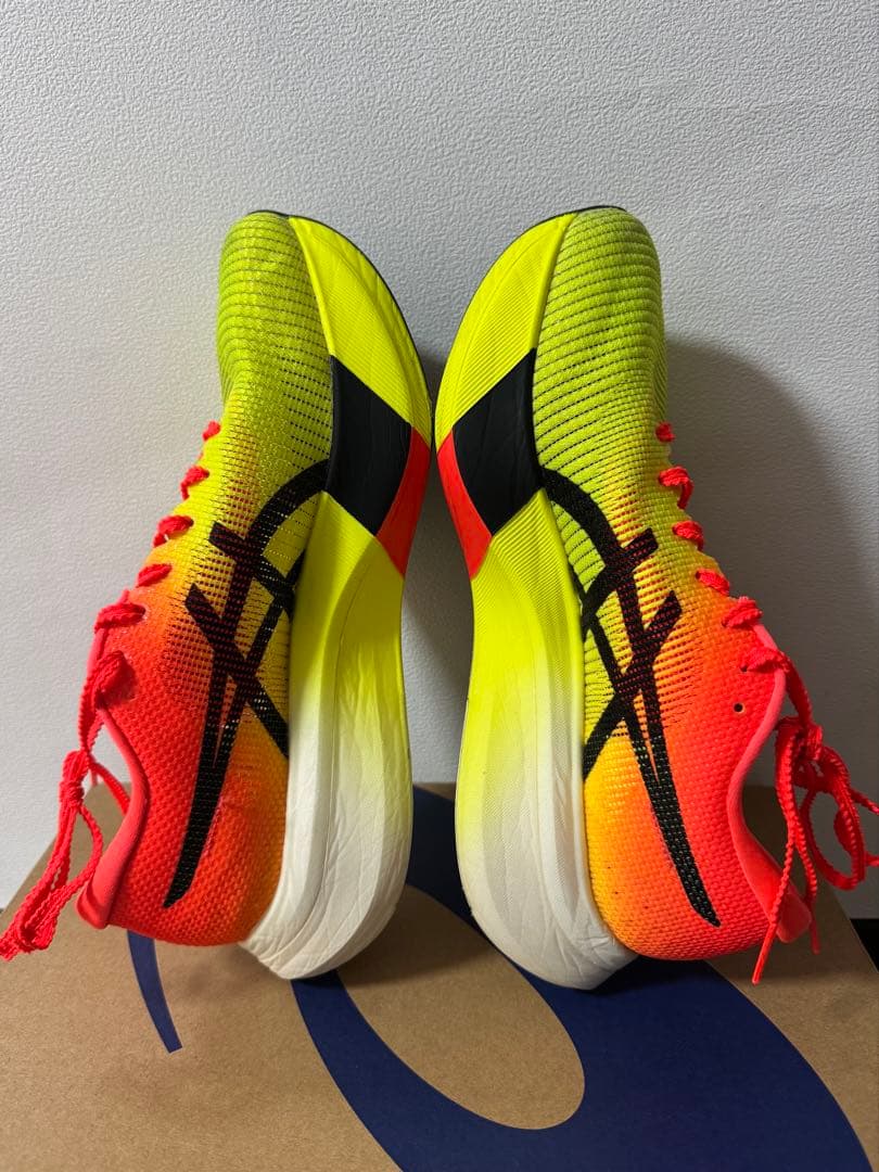 asics メタスピードエッジパリ27.0㎝