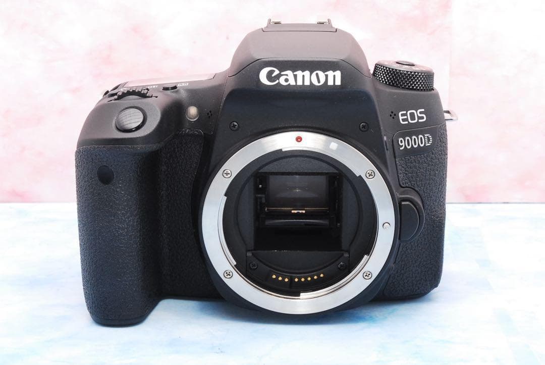 Canon EOS 9000D★一眼レフカメラ★お得なWレンズ★Wi-Fi