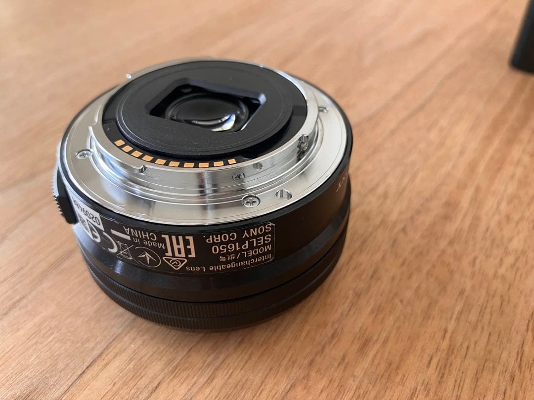 Sony α6100 ミラーレス一眼 本体 + ダブルズームレンズキット