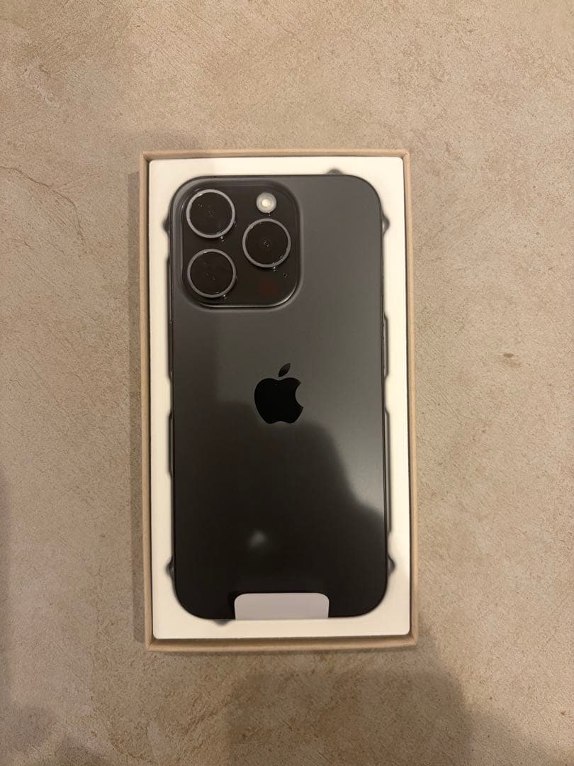 【未使用新品】Apple iPhone 15 Pro スペースブラック 本体