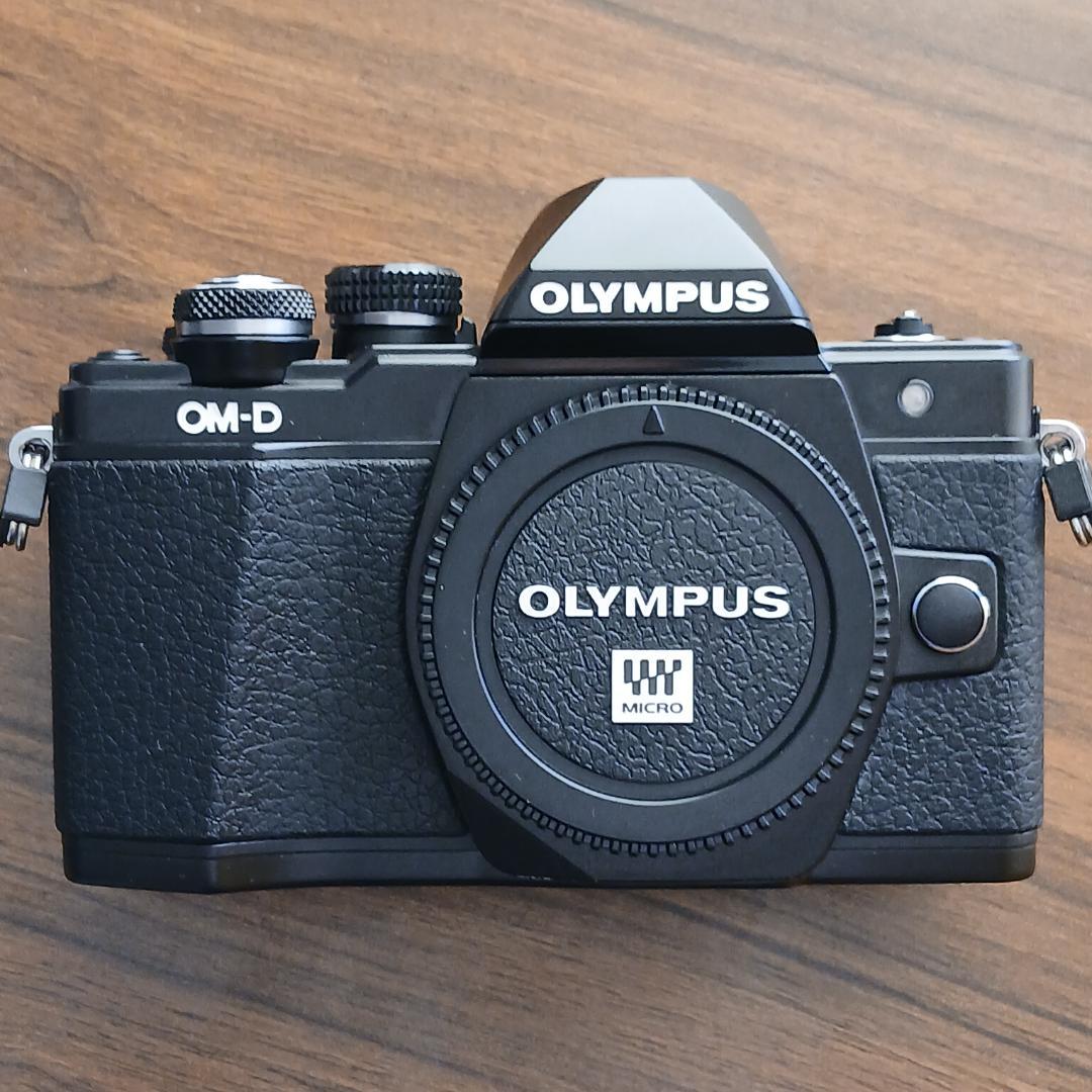 OM-D E-M10 Mark II 14-42 + タムロン 14-150