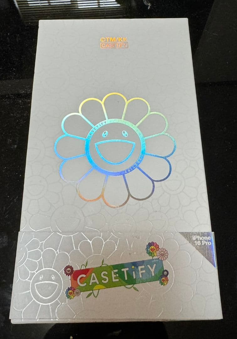 casetify 村上隆ケース　RAINBOW 16pro用