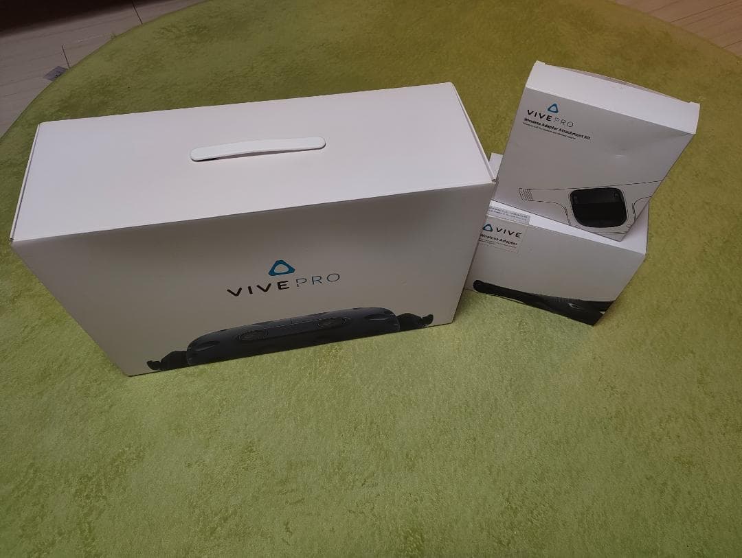 間*一様 HTC VIVE PRO フルセットと　おまけ
