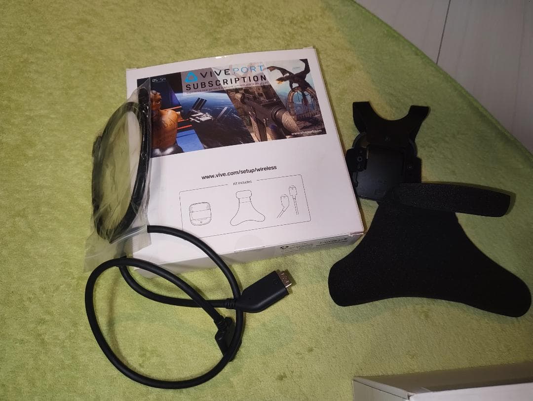 間*一様 HTC VIVE PRO フルセットと　おまけ