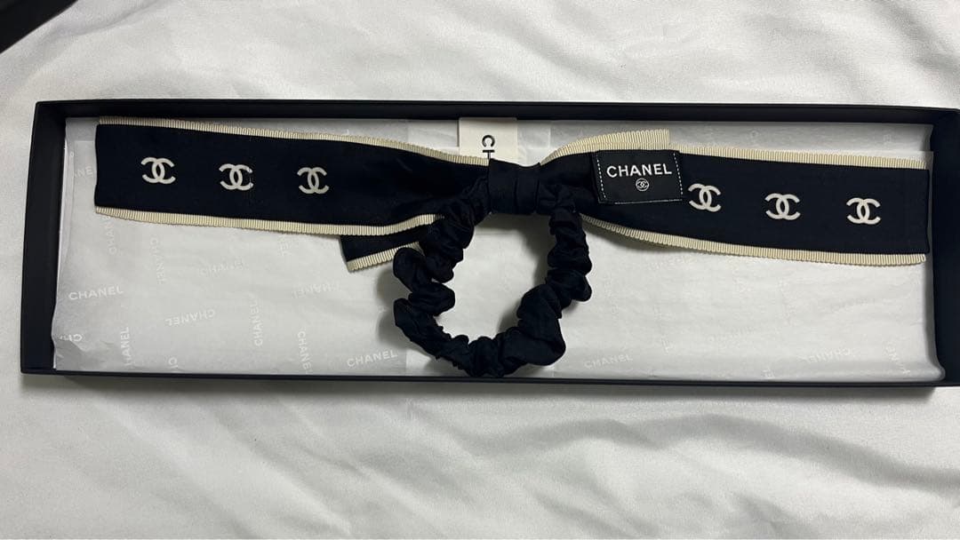 CHANEL レア22A限定　シュシュ　ブラック　シルク　ココマーク