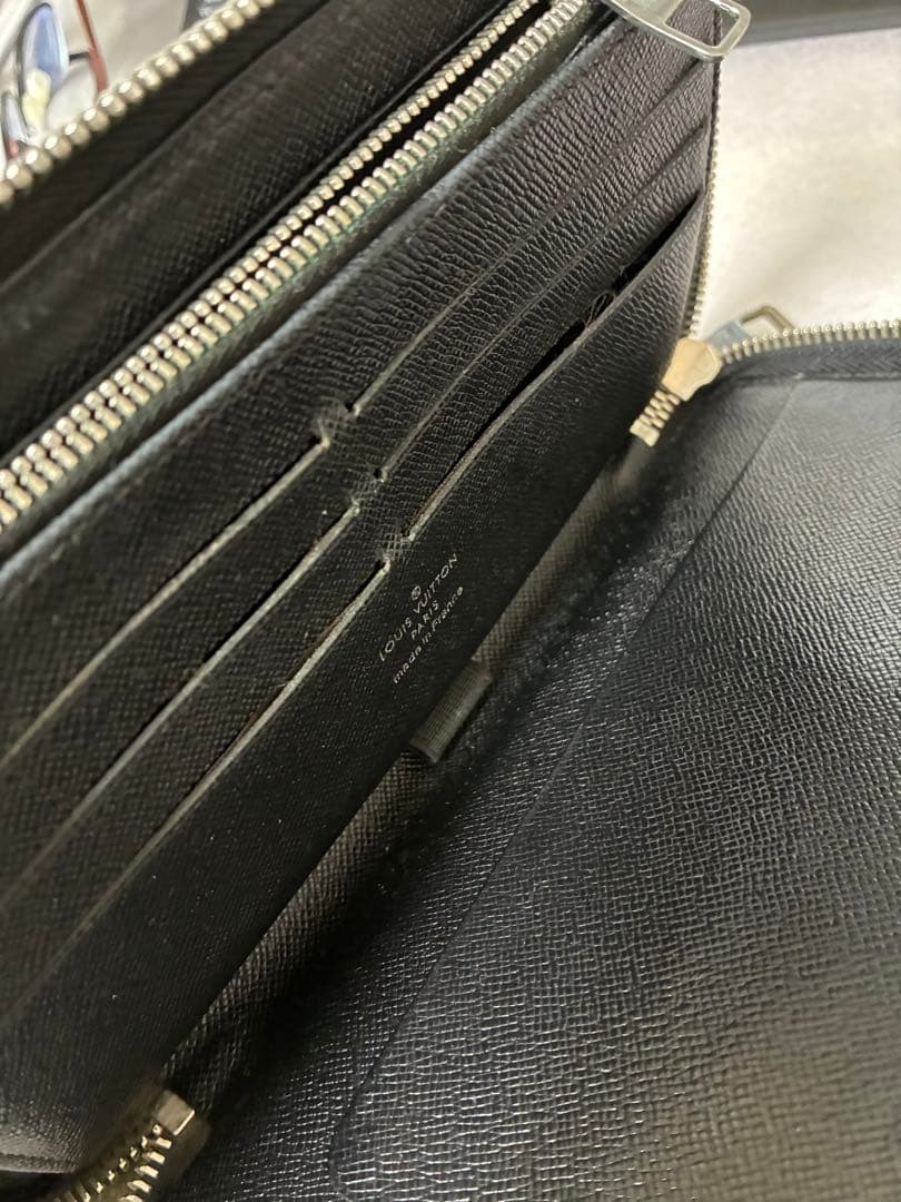 ルイヴィトン ダミエ グラフィット ジッピーオーガナイザー