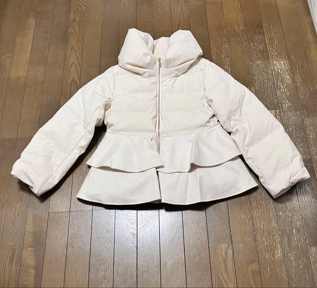 ★DONA MARIE★キュート！フリルダウンジャケット（M・オフホワイト）