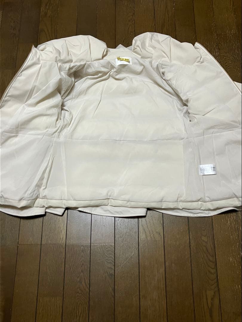 ★DONA MARIE★キュート！フリルダウンジャケット（M・オフホワイト）