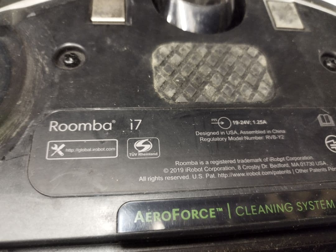 動作未確認　IRobot Roomba i7　本体のみ　現状品