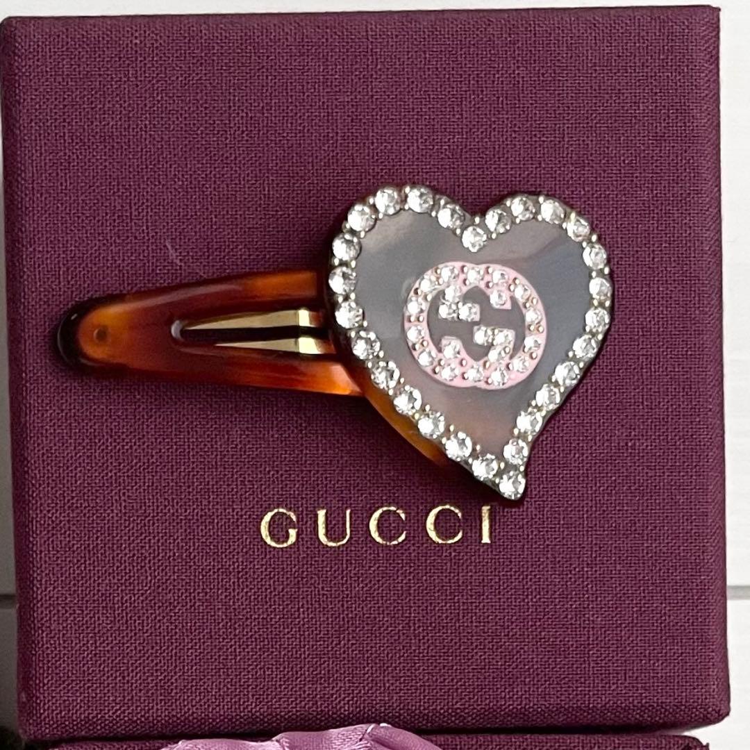 GUCCI グッチ　ヘアピン　ヘアアクセ　インターロッキングG付き ヘアクリップ