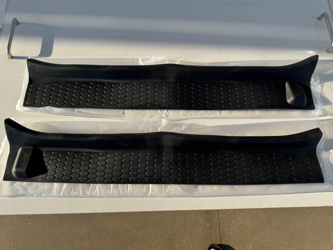 Rugged Ridge ジープ JLラングラー ドアシルプロテクター