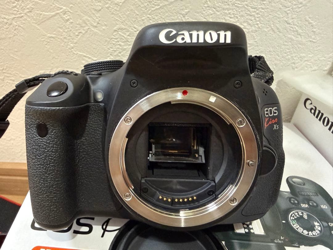 年末年始特別価格‼️Canon EOS Kiss X5 ダブルズームキット