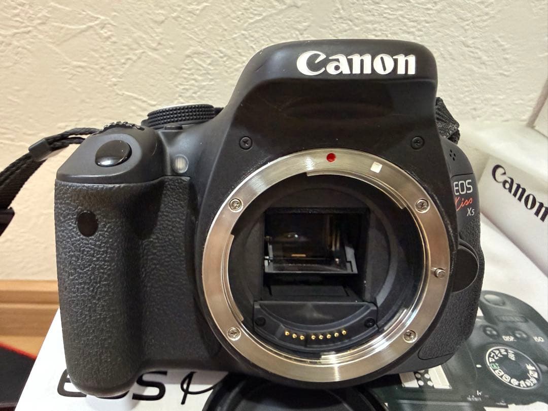 年末年始特別価格‼️Canon EOS Kiss X5 ダブルズームキット