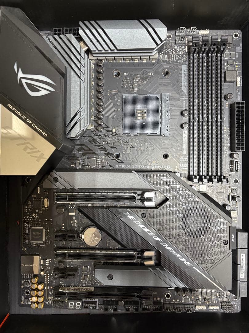 ROG STRIX X570-E GAMING マザーボード
