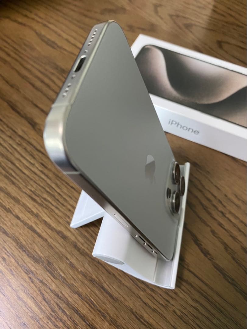 Apple iPhone15pro 128GBナチュラルチタニウム SIMフリー