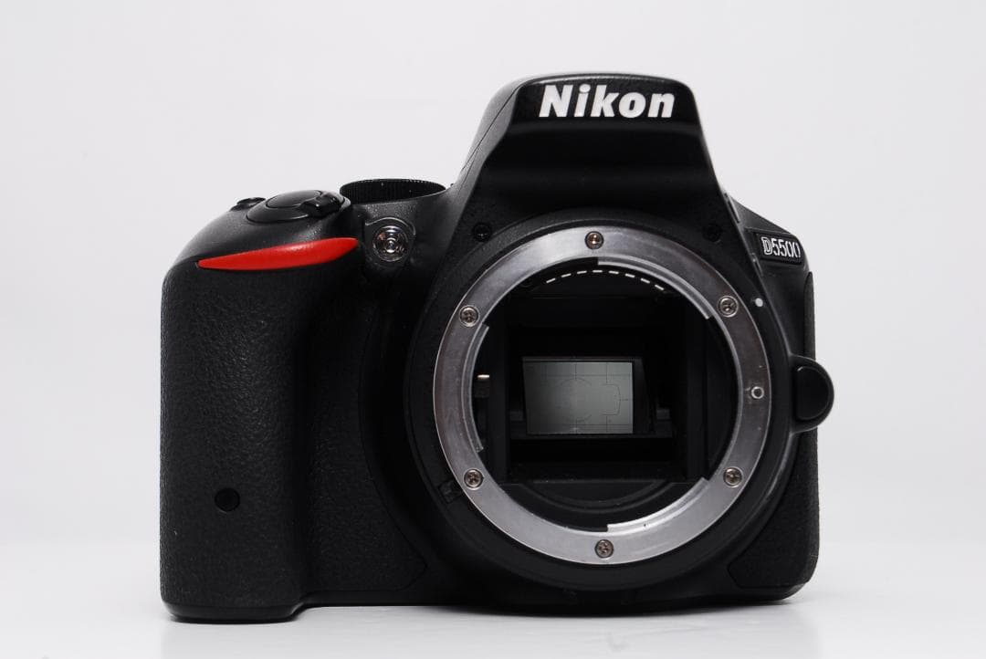 ✨Wi-Fi搭載機 届いてすぐ使える✨ Nikon D5500 レンズセット