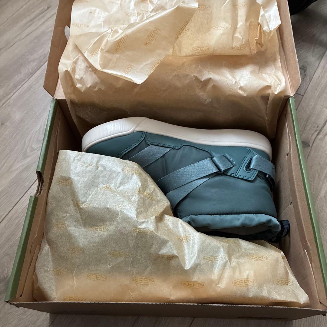 【新品未使用】KEENフッドゼラ　防水ブーツ　ショート　24.0