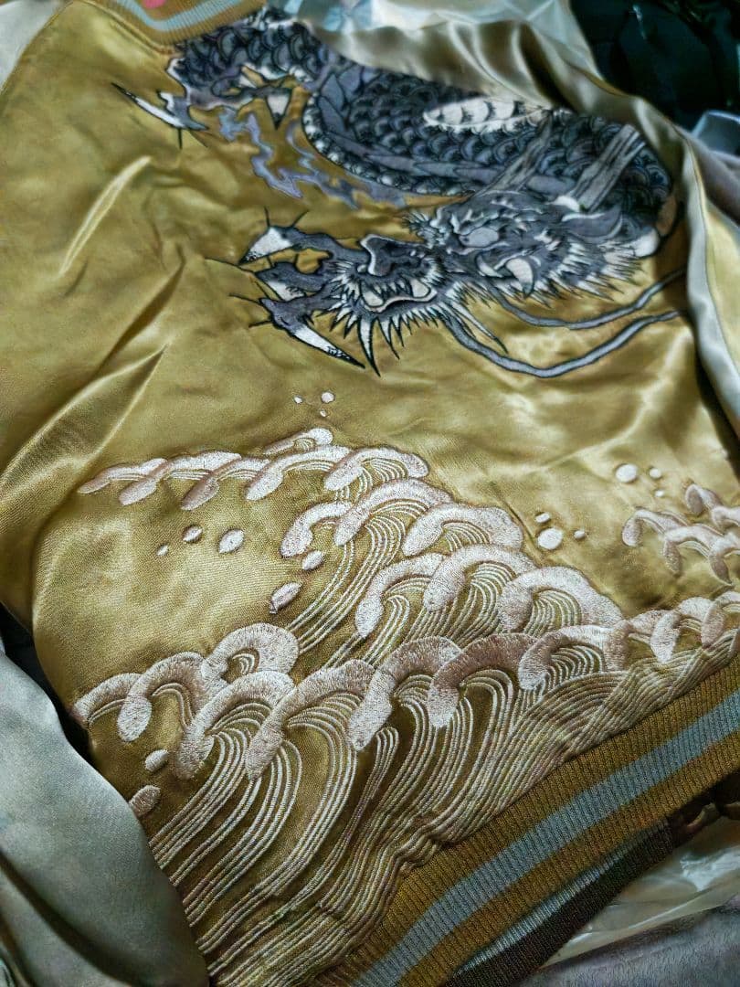 百花繚乱 美品 日本 限定 スカジャン 大龍刺繍 vintage 2面使う