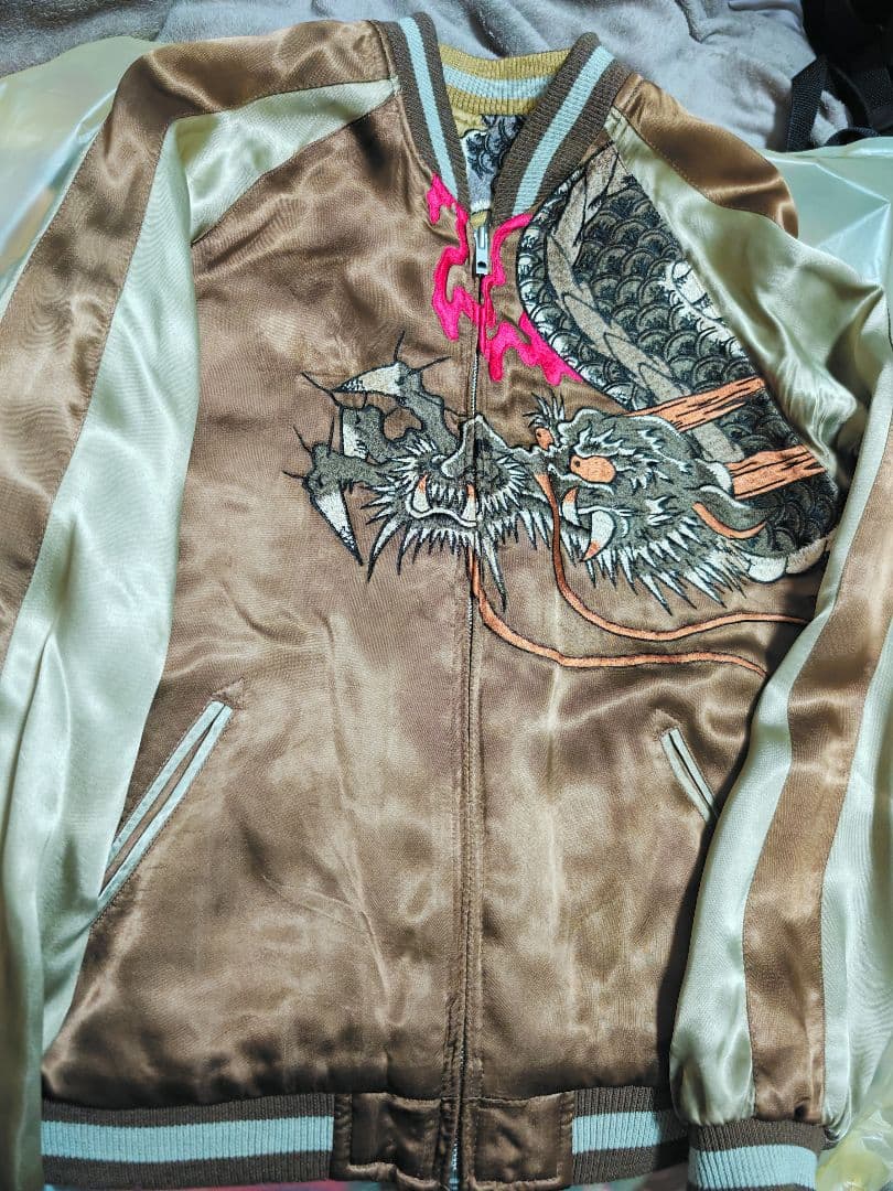 百花繚乱 美品 日本 限定 スカジャン 大龍刺繍 vintage 2面使う