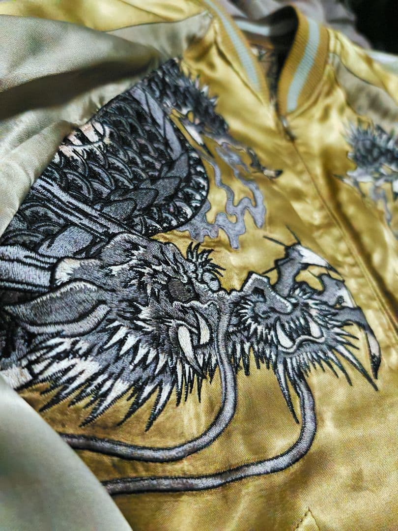 百花繚乱 美品 日本 限定 スカジャン 大龍刺繍 vintage 2面使う