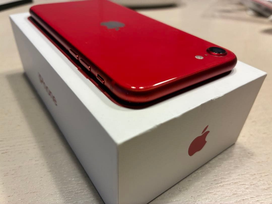 iPhone SE2 64GB SIMフリー RED赤色