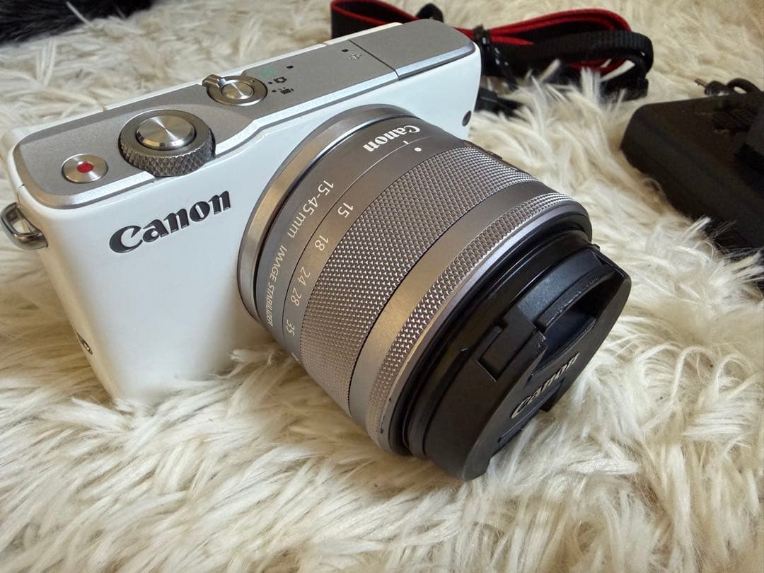 Canon M10 ミラーレスカメラ
