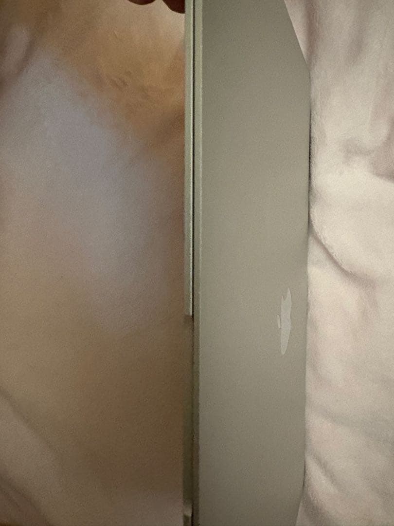 MacBook Air 89%バッテリー