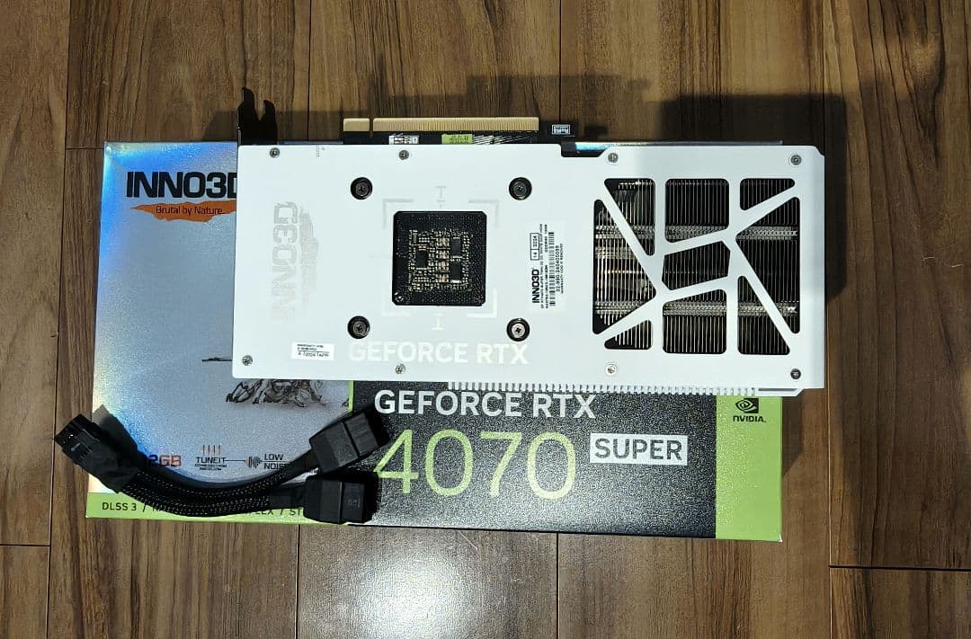 グラフィックボード・グラボ・ビデオカード INNO3D GeForce RTX 4070 SUPER 12GB OC
