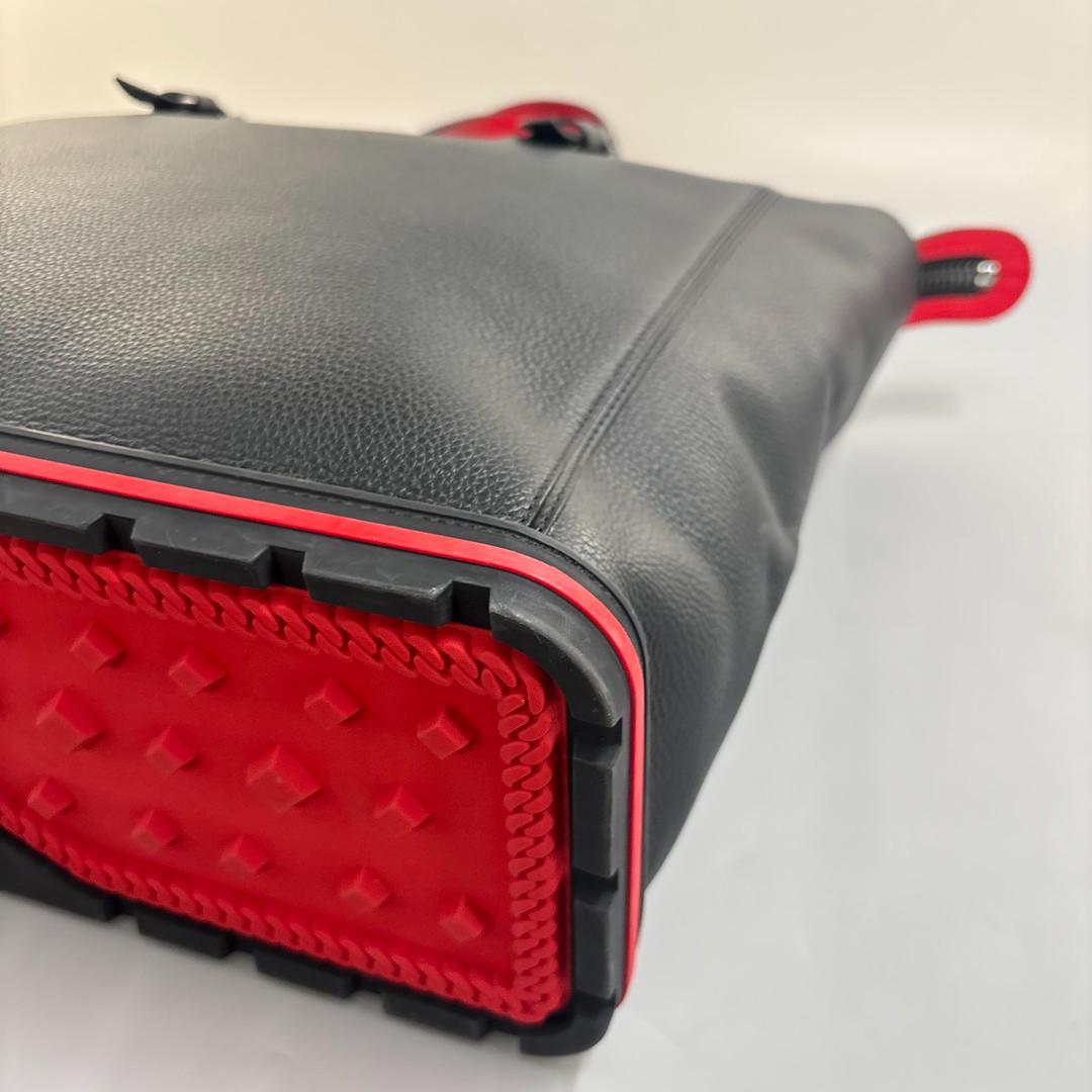 新品同様 クリスチャンルブタン カバイカー トートバッグ ハンドバッグ メンズ