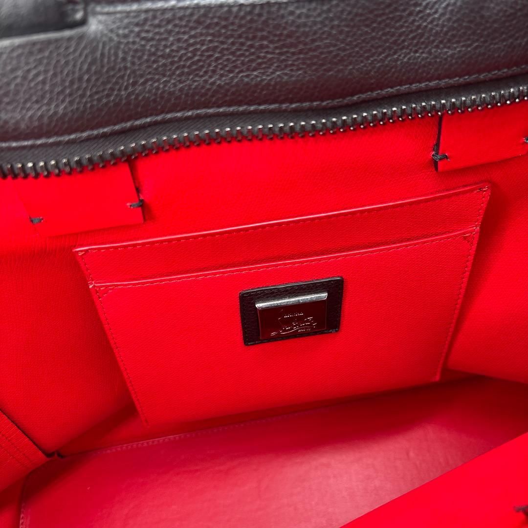 新品同様 クリスチャンルブタン カバイカー トートバッグ ハンドバッグ メンズ