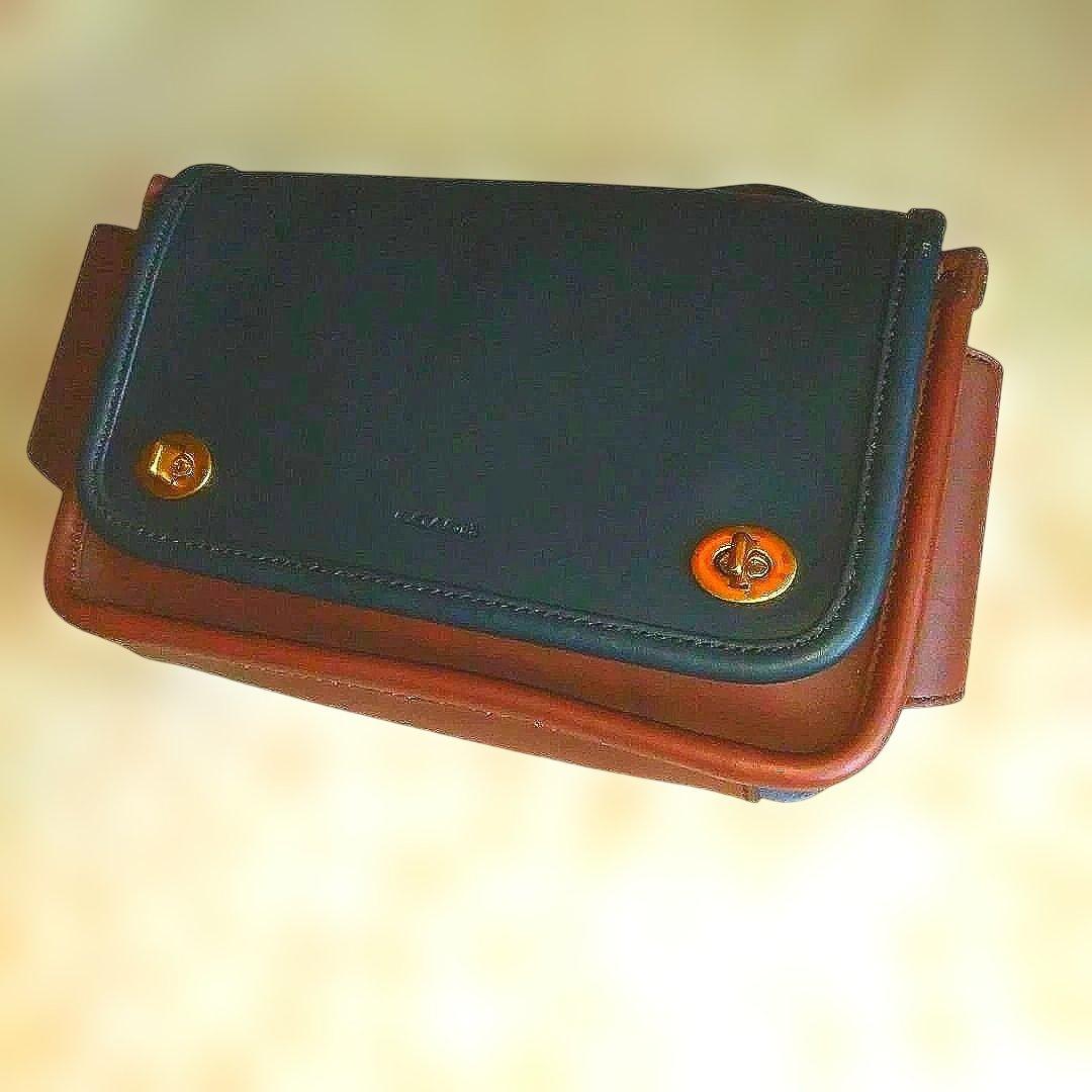 タ*ケ様 【良品】コーチ レガシー ボディバッグ ショルダーバッグ レザー ブラ