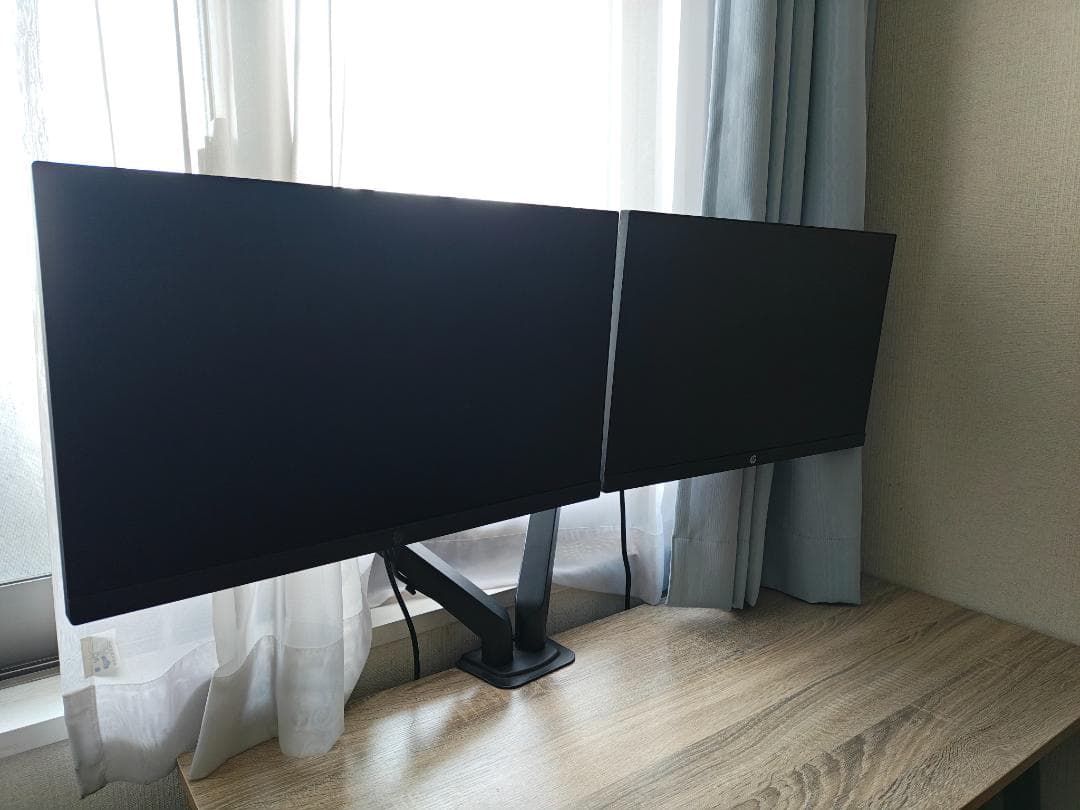 デュアルモニター　アーム付き