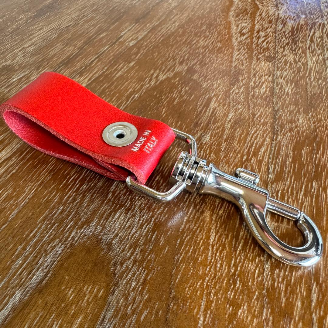 未使用 Supreme(シュプリーム)レザーキーホルダー レッド