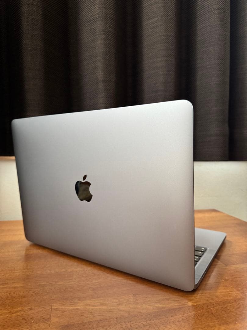 あ*ん様 【値下げ交渉可】Apple MacBook Pro 13-inch(2